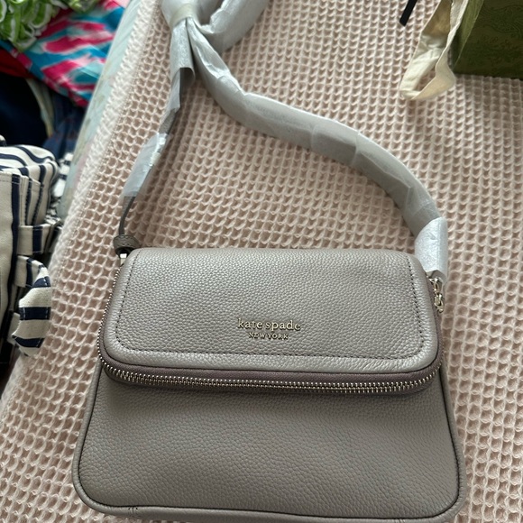 Kate Spade Run Around Large Flap Crossbody…New - Picture 2 of 2